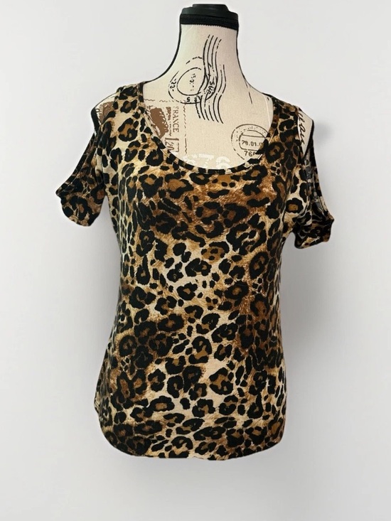 gemstone Tops - Gemstone Brand Size Small Leopard Print Cold Shoulder Top Brown Animal Stretch